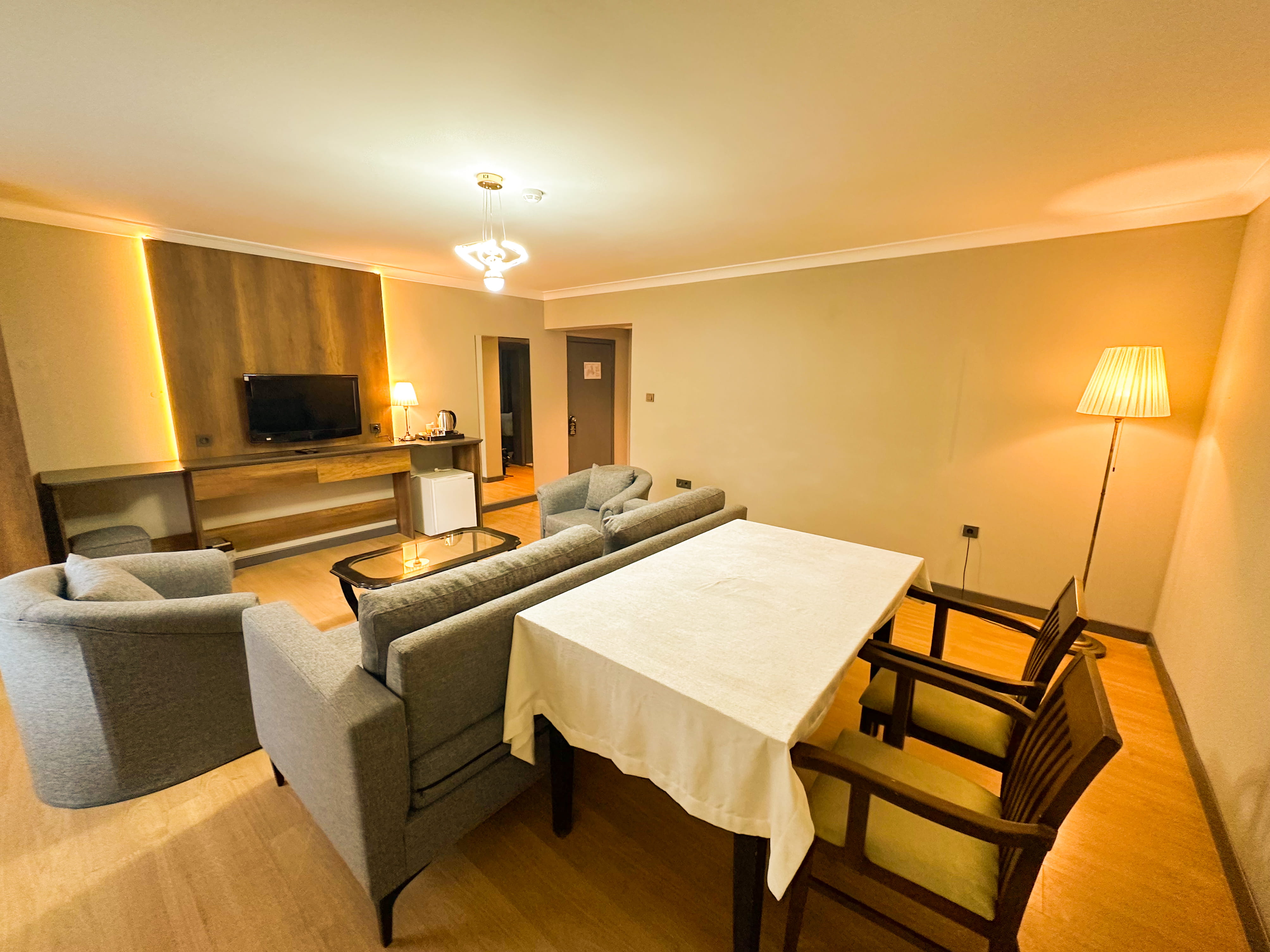 Honeymoon Suite Oda